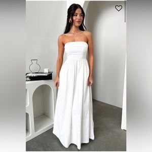 Elegant White Strapless Maxi Dress